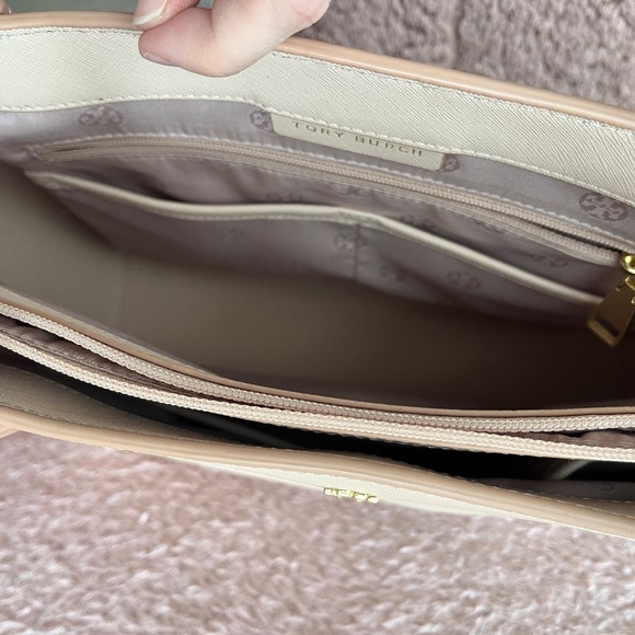 Tory Burch Saffiano Leather Tote/ Light Oak/Excellent Condition - Picture 9 of 16